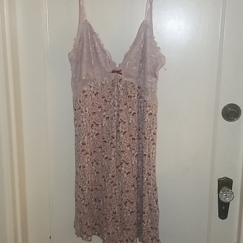 Bundle Of 3 Comfortable And Sexy Nighties.Like New - image 6